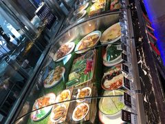 自助取餐区-渔民船说·北塘海鲜·天津菜·海肠捞饭(北塘古镇店)