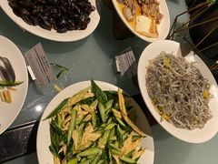 -唐拉雅秀酒店-西锦汇空中BBQ·思创餐厅