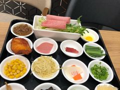 -妈妈故事米线(市府恒隆店)