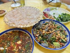 -官塘陈记鱼生·潮汕砂锅粥·牛肉火锅(潮枫路总店)