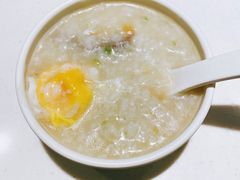 窝蛋牛肉粥-火齐潮汕砂锅粥(五道口店)