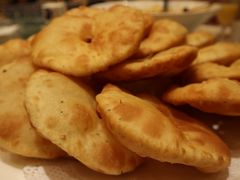 待客油饼-国人川菜(李家村建东街店)
