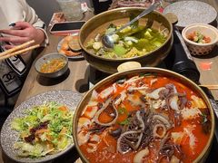 -毛肚向右·川渝毛肚王(经开永旺店)