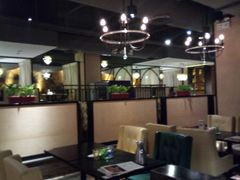 -绿茵阁(体育西分店)