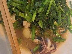 -赶海部落海鲜城(海阳路店)