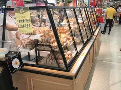 面包甜点陈列柜-BreadTalk面包新语·烘焙蛋糕(东方雅苑店)