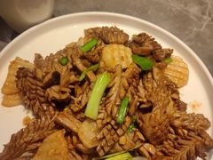 爆炒腰花-闫府私房菜·百年鲁菜(恒隆店)