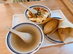 -正南齐北·老街糯米团(洪崖洞店)