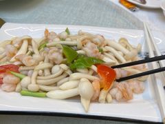 -蔼若春.传承三十年云南菜(金碧公园店)