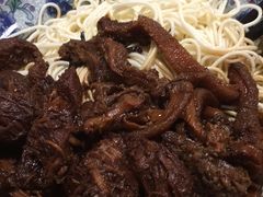 金牌半筋半肉面-旺泉餐饮店·清真牛肉面馆