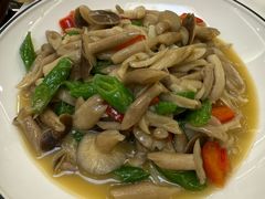 -菌海森林·非遗野生菌火锅(西山区滇池路摩根道店)