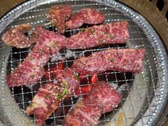 -山川小町·极番烧肉(新地假日广场店)
