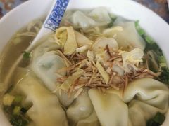 -笑来喜馄饨小笼工坊店(湖滨街店)