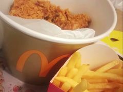 -麦当劳(友谊路得来速店)