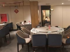 -有红鸡毛店·川菜(建设路店)