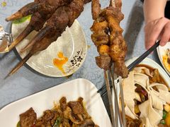 -汗腾格里·风味餐厅(新疆驻京办店)