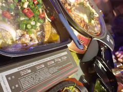 -令狐冲·炭烤活鱼(宝龙店)