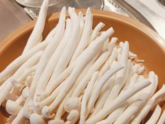 -龍歌自助小火锅(市北CBD万达店)
