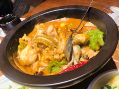 -云海肴·汽锅鸡·云南菜(天山百盛优客店)