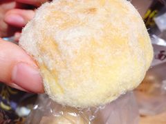 鳕鱼小贝-鲍师傅糕点(江苏路店)