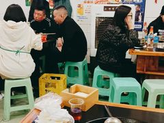 -鸿顺老铁锅美蛙鱼府(解放碑店)