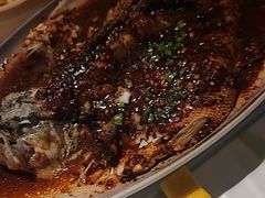 -八府香鸭·啫啫煲(华山路店)