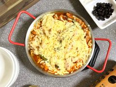 -豚妈妈汤饭·部队锅(南京东路店)