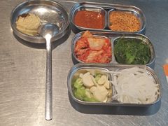 -哈哈碳都·牛肋条无限自助烤肉(台江万达店)