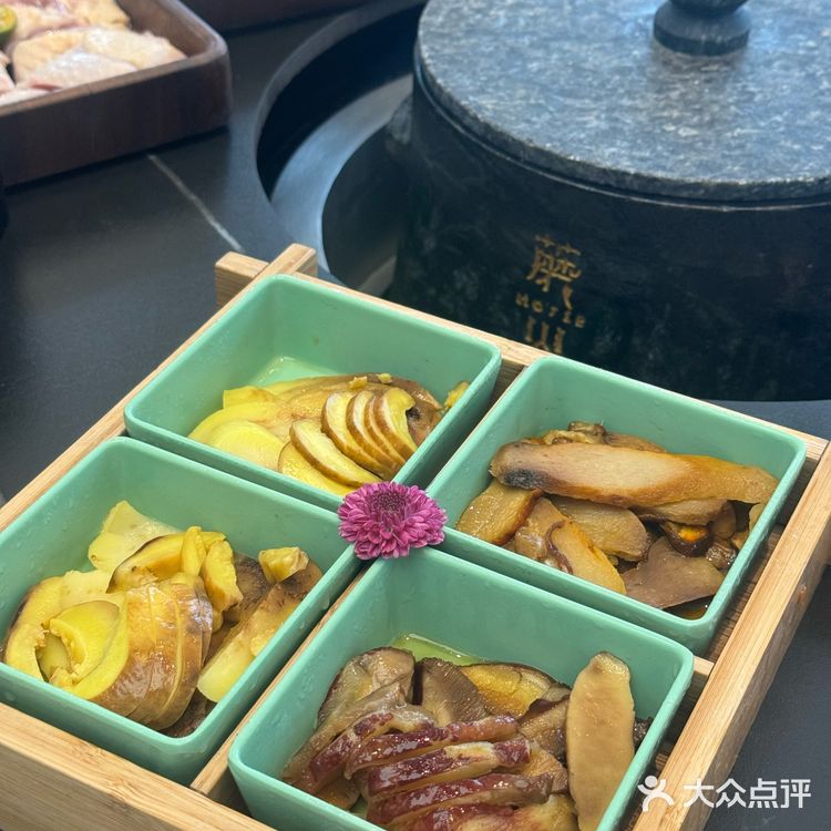 不管你爱不爱鱼生，都会爱上菌菇刺身[加油]