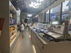-苏宁极物(苏宁生活广场店)