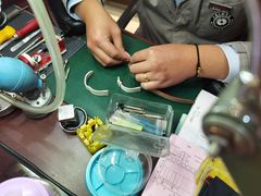 -亨得利钟表商店