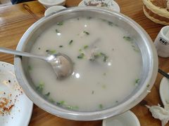 -美顺香食府鱼头老店(雪野湖店)