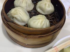 鲜肉小笼-绿杨馄饨临顿路店