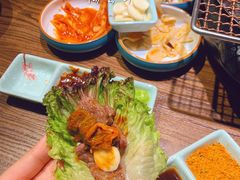 -明洞阿姨·韩式酱蟹烤肉·创意料理(三元桥店)