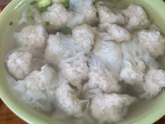 -张阿三馄饨店
