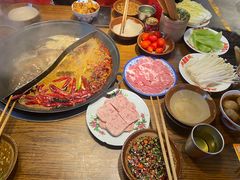 -萍姐火锅·公路夜市(武汉首店)