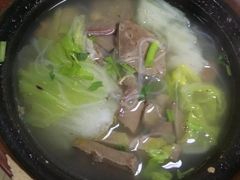 -闫家驴肉老店(华电一校店)