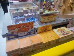 -泡泡玛特POPMART(蓝色港湾店)
