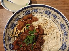 -辣肉面大王(天平路店)