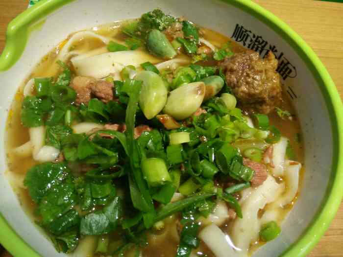 顺溜削面(安宁街店)-"不错,店很干净,面也不错,经济实惠快餐.