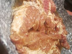 调味梅花肉-万兴佳烤肉·长白山老味道(东岸里店)