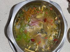 -乙丙丁正宗昭通天麻火腿鸡(总店)