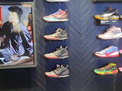 -NIKE品牌体验店(金源新燕莎店)