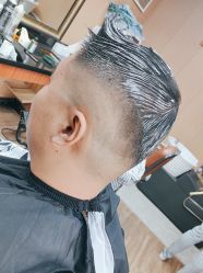 -纯剪男士理发馆·烫染专业店