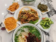 -伊穆祥牛肉面总店·清真
