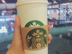 -星巴克臻选(盐城金鹰聚龙湖店)