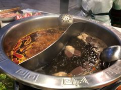 -憨铁匠老火锅(龙岗万科里店)