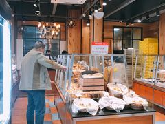 -苹果花园(南泉路店)