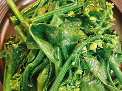 清炒菜心-唔止卤嘢·潮州府城菜(鹭江店)