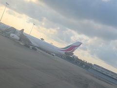 -班达拉奈克国际机场